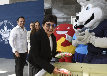 BUAP inicia campaña Échale los kilos, donación de arroz y frijol 2025