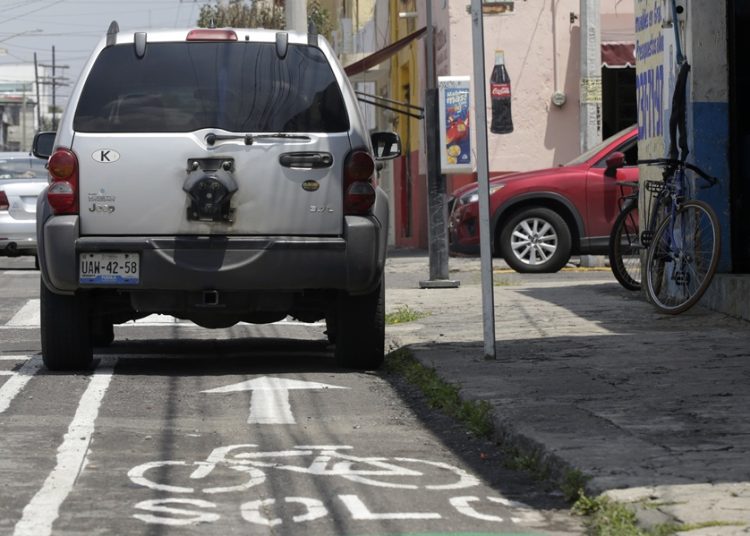 Ayuntamiento de Puebla será enérgico con quienes invadan ciclovías