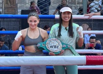 La Bonita Sánchez tuvo entrenamiento público previo a su pelea (Video)