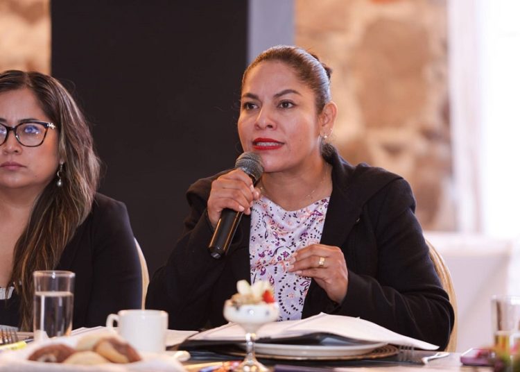 Lupita Cuautle encabeza tercera reunión con universidades de San Andrés Cholula