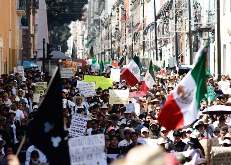 Partidos políticos deben mantenerse al margen de marchas ciudadanas
