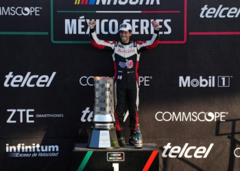 Alex de Alba Jr. se corona campeón de la NASCAR México Series en Puebla