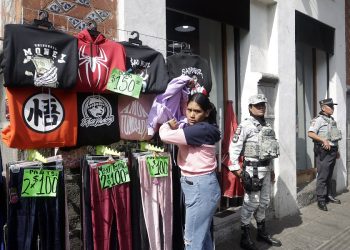 Dialogan con líderes de ambulantes para que tengan espacios durante el Buen Fin