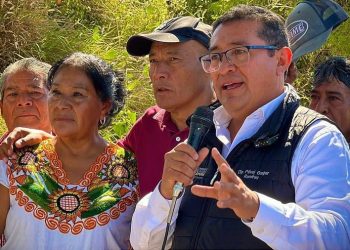 Pável Gaspar supervisa trabajos de programa Obra Comunitaria en Acatlán de Osorio