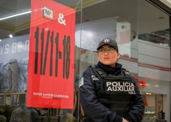 Policía Auxiliar refuerza vigilancia durante El Buen Fin 2025