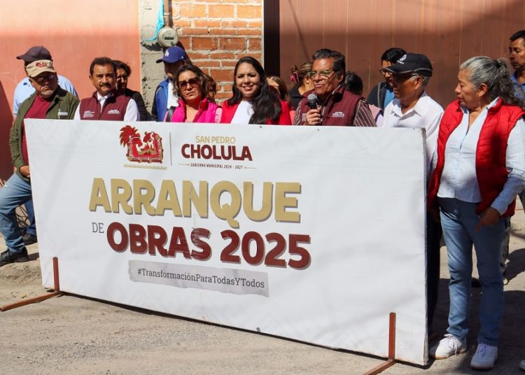 Tonantzin Fernández rehabilita vialidades olvidadas de San Pedro Cholula