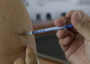 BUAP realiza campaña de vacunación contra influenza y COVID-19