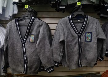 MC propone al Congreso establecer uso de uniforme neutro