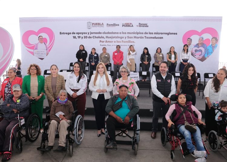 Prioriza Sedif amor y sensibilidad en atención a personas con discapacidad