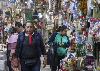 Brujos, duendes y amuletos: la apuesta esotérica para el 2026
