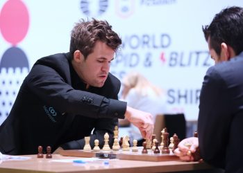 Carlsen recupera la corona de mejor jugador