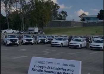 Equipan a Fiscalía de patrullas y equipos