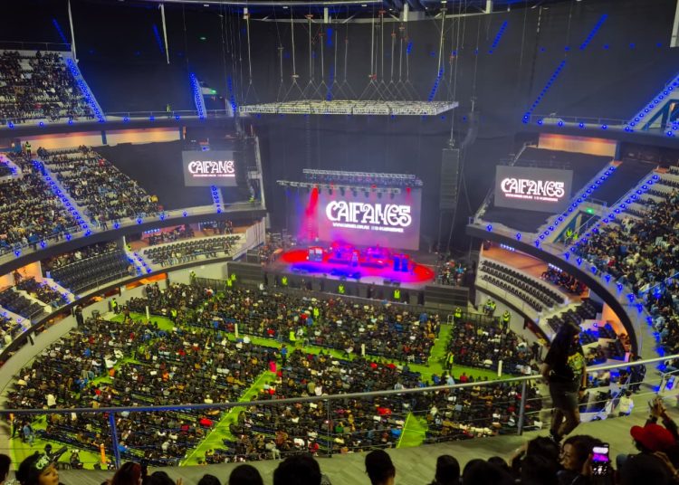 Caifanes enloqueció al público de Puebla