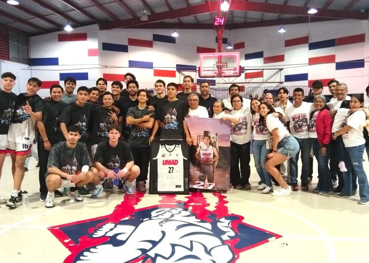 Víctor Rodríguez vive su Senior Day de licenciatura con Tigres Blancos UMAD