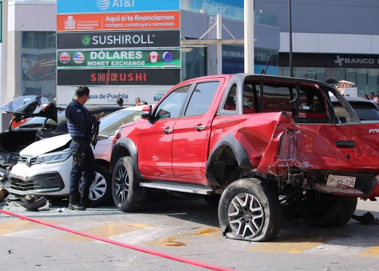 Ni Autotraffic ni sus fotomultas inhiben los arrancones