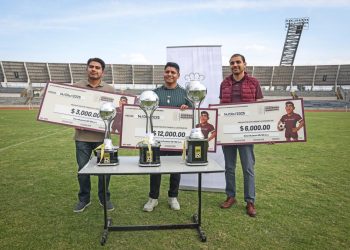 Omar Muñoz preside final de la “Liga Municipal de Futbol”