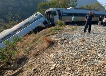 Descarrilamiento de Tren Interoceánico deja 13 personas muertas