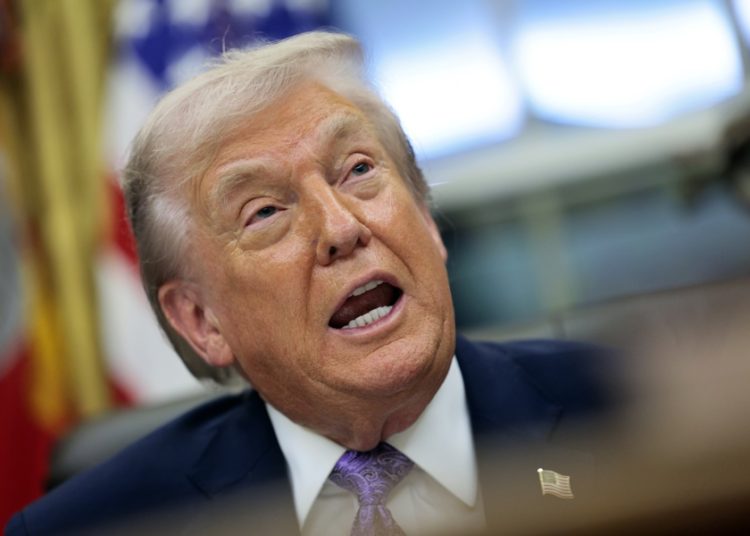 Un tercio de latinos que votó por Trump se arrepiente, según encuesta