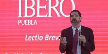 Seguridad y feminicidios, pendientes de los gobiernos: rector Alejandro Guevara