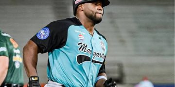 Moisés Gómez, nuevo jonronero de Pericos de Puebla