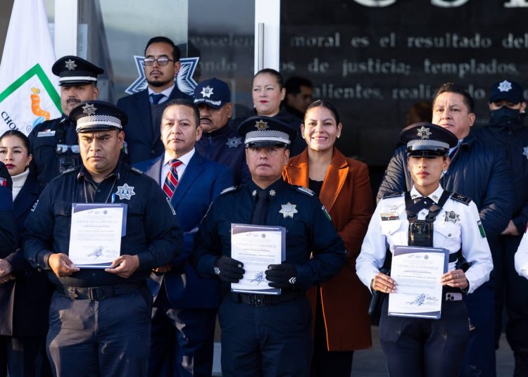 Lupita Cuautle reconoce a Policía Municipal por su labor