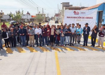 Tonantzin Fernández impulsa rehabilitación de la calle 5 de Mayo en Santiago Mixquitla
