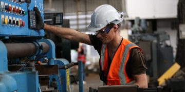 Actividad industrial, golpeada por caída en construcción
