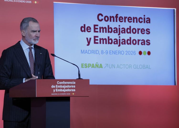Felipe VI pide una «verdadera transición» en Venezuela