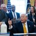 Trump impone arancel del 25% a semiconductores extranjeros