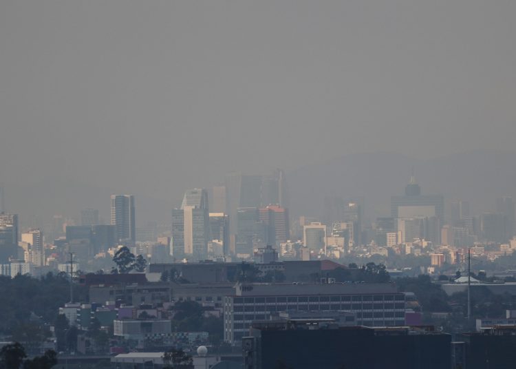 Se activa contingencia por alza de contaminantes tras pirotecnia