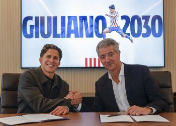 El Atlético amplía el contrato de Giuliano Simeone hasta 2030