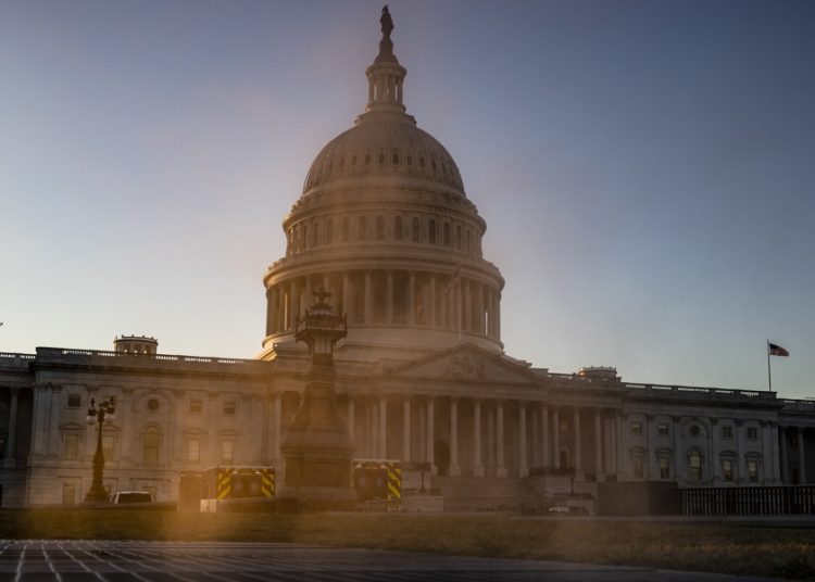 NPR señala que gobierno de Trump intentó borrar registros