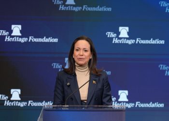 Machado dice que Delcy Rodríguez sigue órdenes de Trump