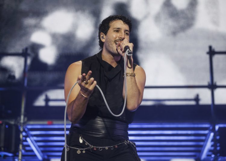 Sebastián Yatra anuncia su regreso a México con la gira ‘Entre Tanta Gente’