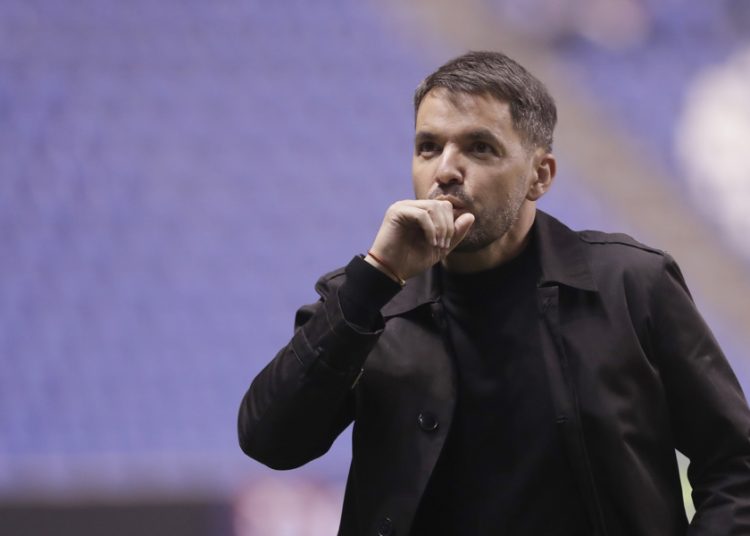Nicolás Larcamón dice que Cruz Azul va por liga y Concachampions