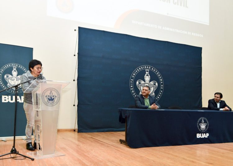 BUAP capacita a personal en tema de seguridad y preparación ante emergencias