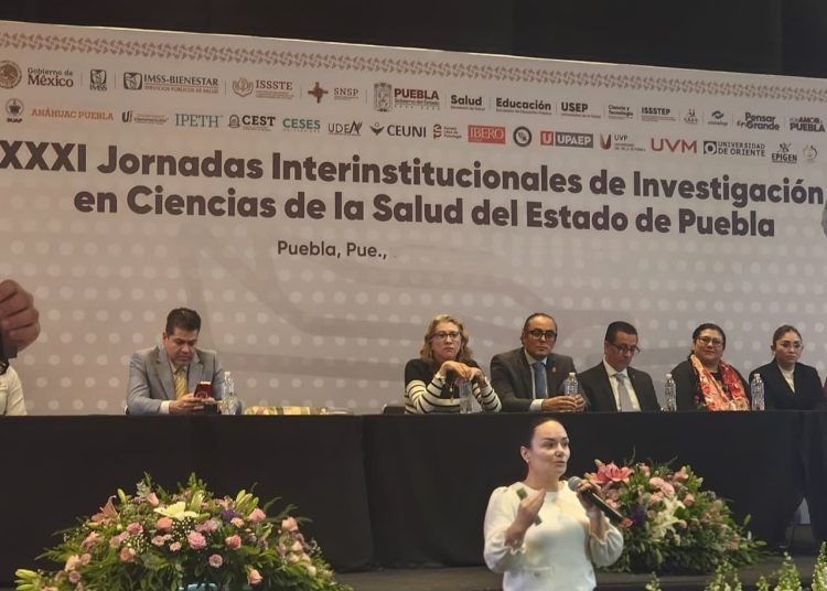 Anáhuac Puebla lleva investigación en salud a jornadas interinstitucionales nacionales