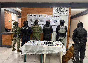 Detienen a 56 personas en operativos en Puebla