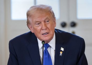 Trump asegura que recibirá a Petro en la Casa Blanca