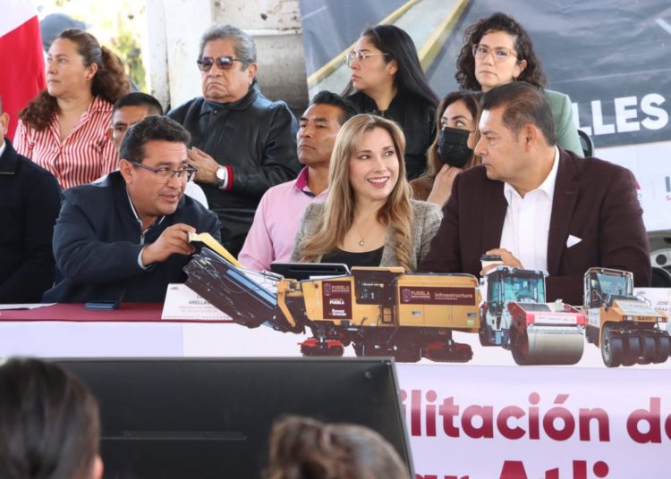 Gaspar llama a alcaldes a conducirse con honestidad; están obligados a dar cuentas