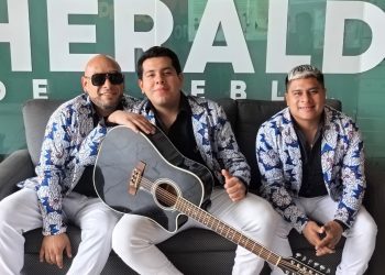 La Imperial Huajuapan de León rinde homenaje a Yuri y Yuridia
