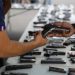 Hallan auto con más de 50 armas en Tijuana