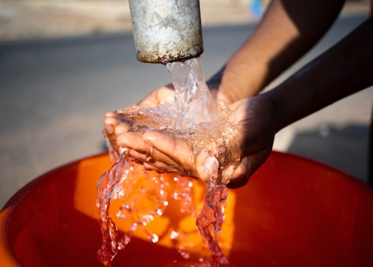Vecinos de Misiones de San Francisco exigen agua potable y freno a nuevos pozos