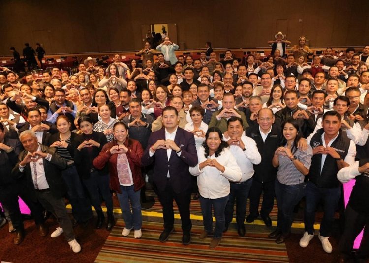 Armenta llama a delegados a fortalecer estrategia de desarrollo