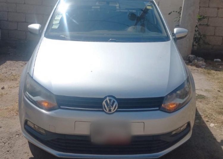 Recuperan auto con reporte de robo en Cuautlancingo
