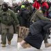 Al menos 8 detenidos en protestas en Mineápolis por la muerte de estadounidense