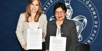 BUAP y Sedif apoyarán a madres y padres universitarios