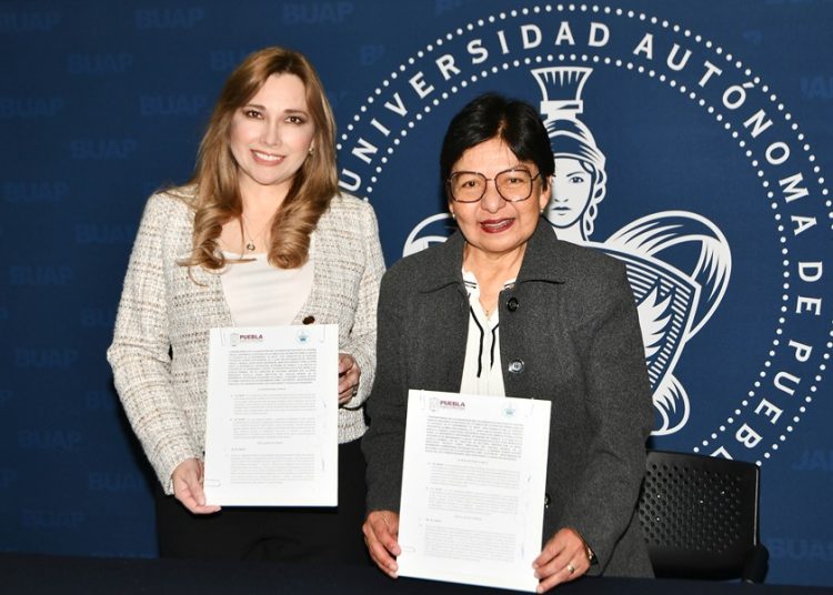 BUAP y Sedif apoyarán a madres y padres universitarios