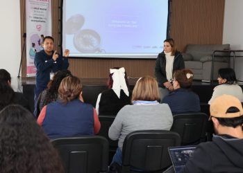 Sedif impulsa crianza responsable con taller ‘Proyecto de Vida’