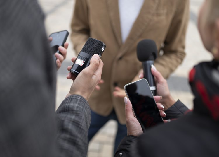 Gobierno y medios: el derecho a la información